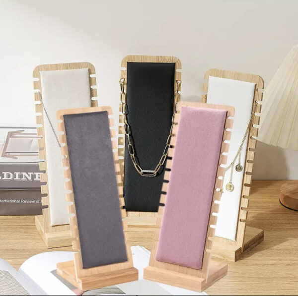 Necklace display stand (pink)