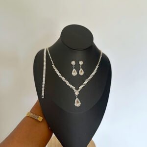 J09 necklace, bracelet & earring set