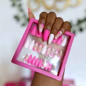 P26 (24 Press on on nail tips & installation kit)
