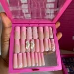 P12 (24 Press on on nail tips & installation kit)
