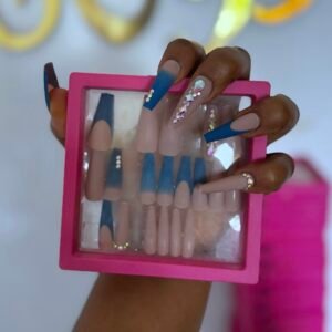 P37 press on nail (24 nail tups and free installation kit)