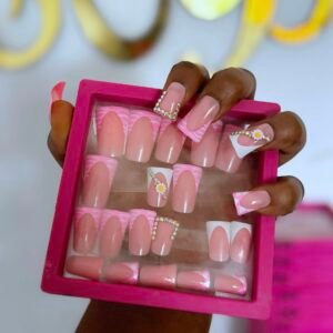 P38 (24 Press on on nail tips & installation kit)