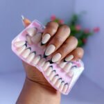 P07 press on nails (24 nail tips and free prep kit)