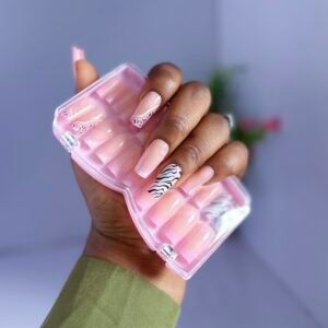 14 press on nails (24 nail tips and free prep kit)