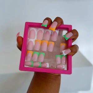 P70 (24 Press on on nail tips & installation kit)