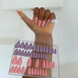 P87 (48 Press on on nail tips & installation kit)