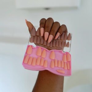 P91 (48 Press on on nail tips & installation kit)