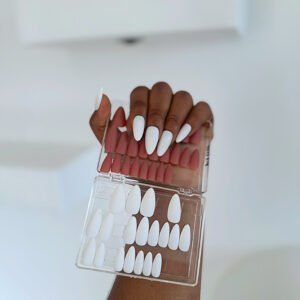 P100 (48 Press on on nail tips & installation kit)